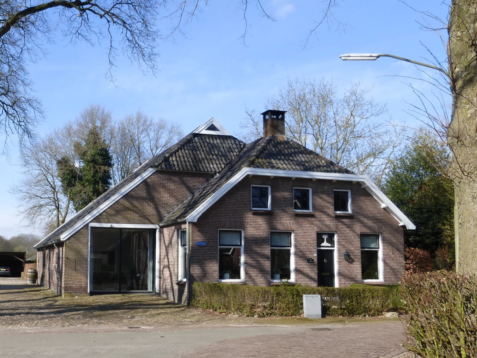 Polweg 4 op zonnige winterdag.